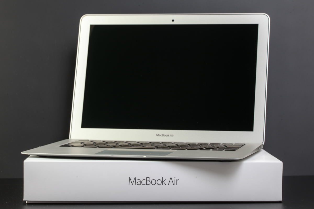 【MacBook Air】 優秀すぎる入門モデルはAppleのロングセラー | 茅ヶ崎・湘南のブランド品、お酒買取はカインドベア